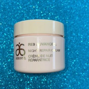 Arbonne RE9 Advanced Night Repair Cream